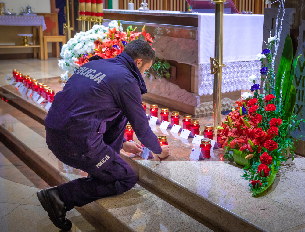 Msza święta w intencji zmarłych funkcjonariuszy oraz pracowników cywilnych CSP